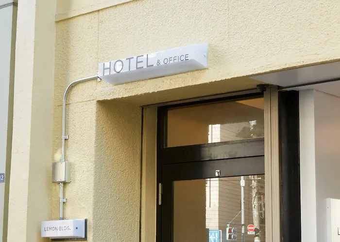 No Service Hotel